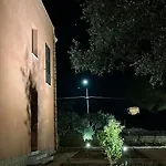Il Giardino Del Tempio Couette-café 4*