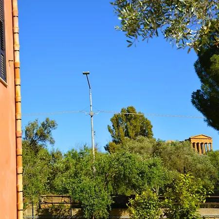 Couette-café Il Giardino Del Tempio