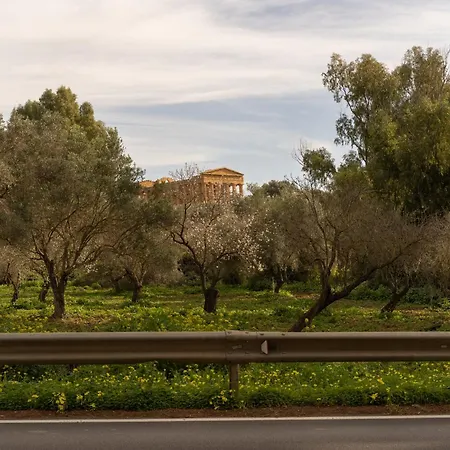 Il Giardino Del Tempio Готель типу 