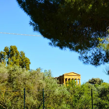 Bed & Breakfast Il Giardino Del Tempio 4*