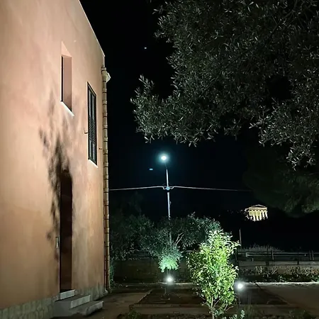 Il Giardino Del Tempio Bed & Breakfast 4*